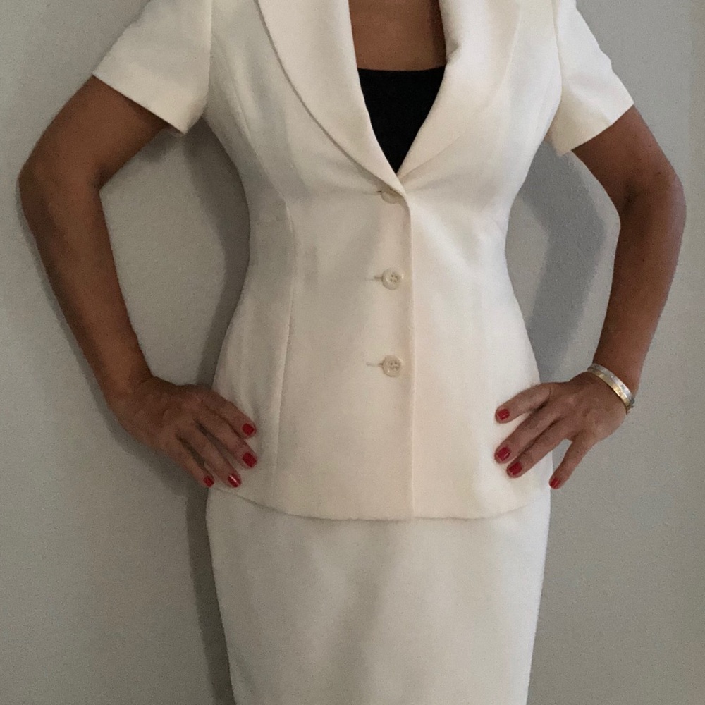 Short sleeve Blazer and skirt set